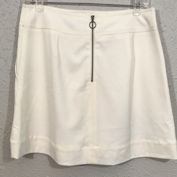 Valette White Lined Single Center Pleat A-Line Mini Skiet size 8 - Picture 2 of 7